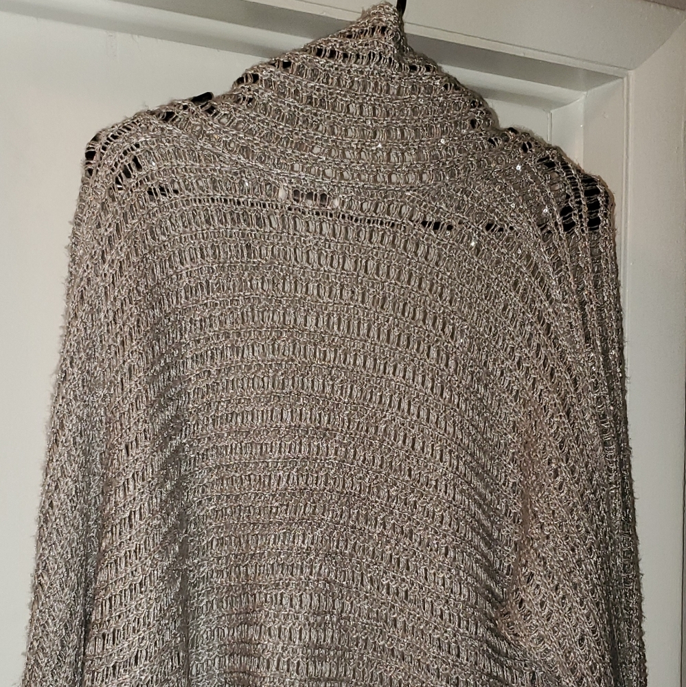 /Sweater/Top/Pullover/Jacket/Blouse/ - Picture 3 of 4